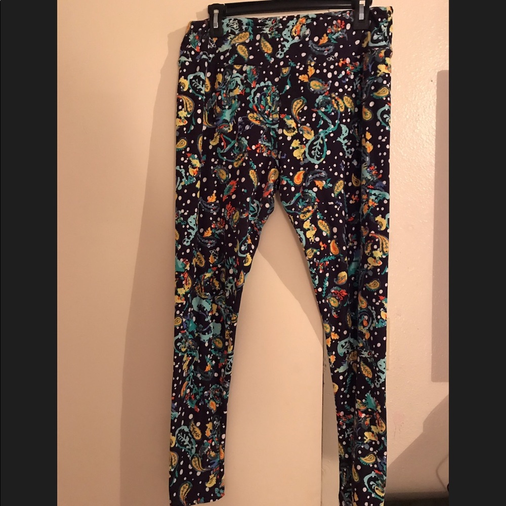 Lularoe Tall & Curvy leggings.